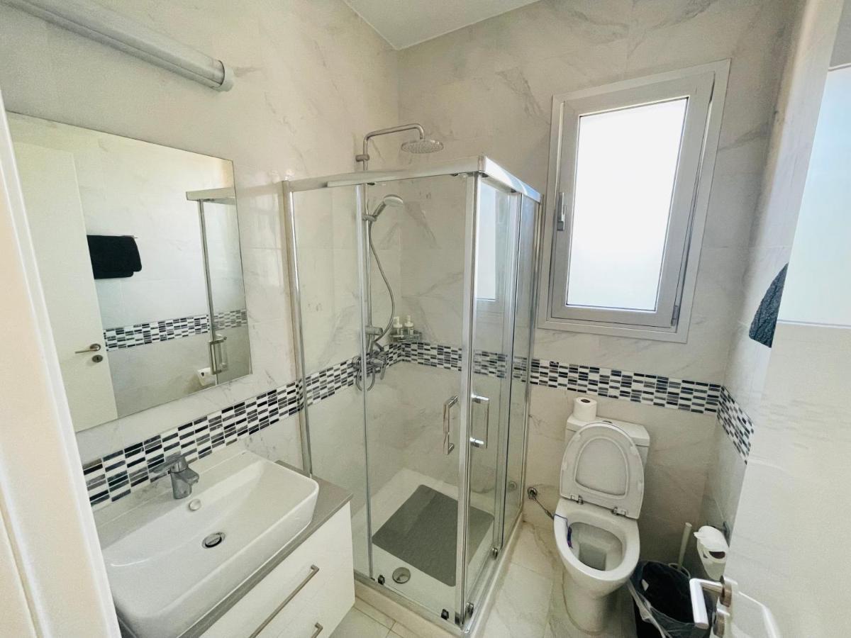 City Center Cozy Apt Paphos Exterior foto