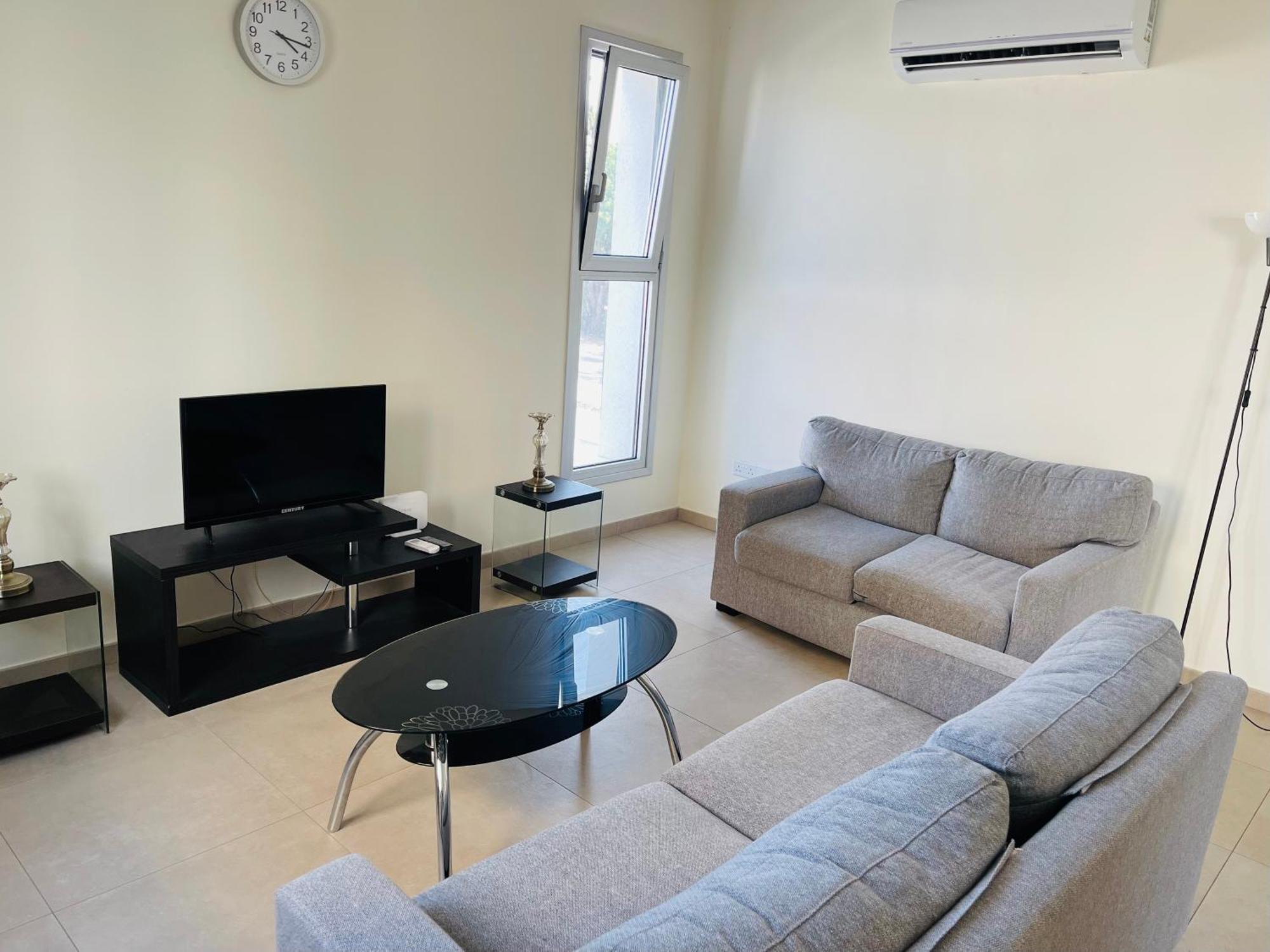 City Center Cozy Apt Paphos Exterior foto