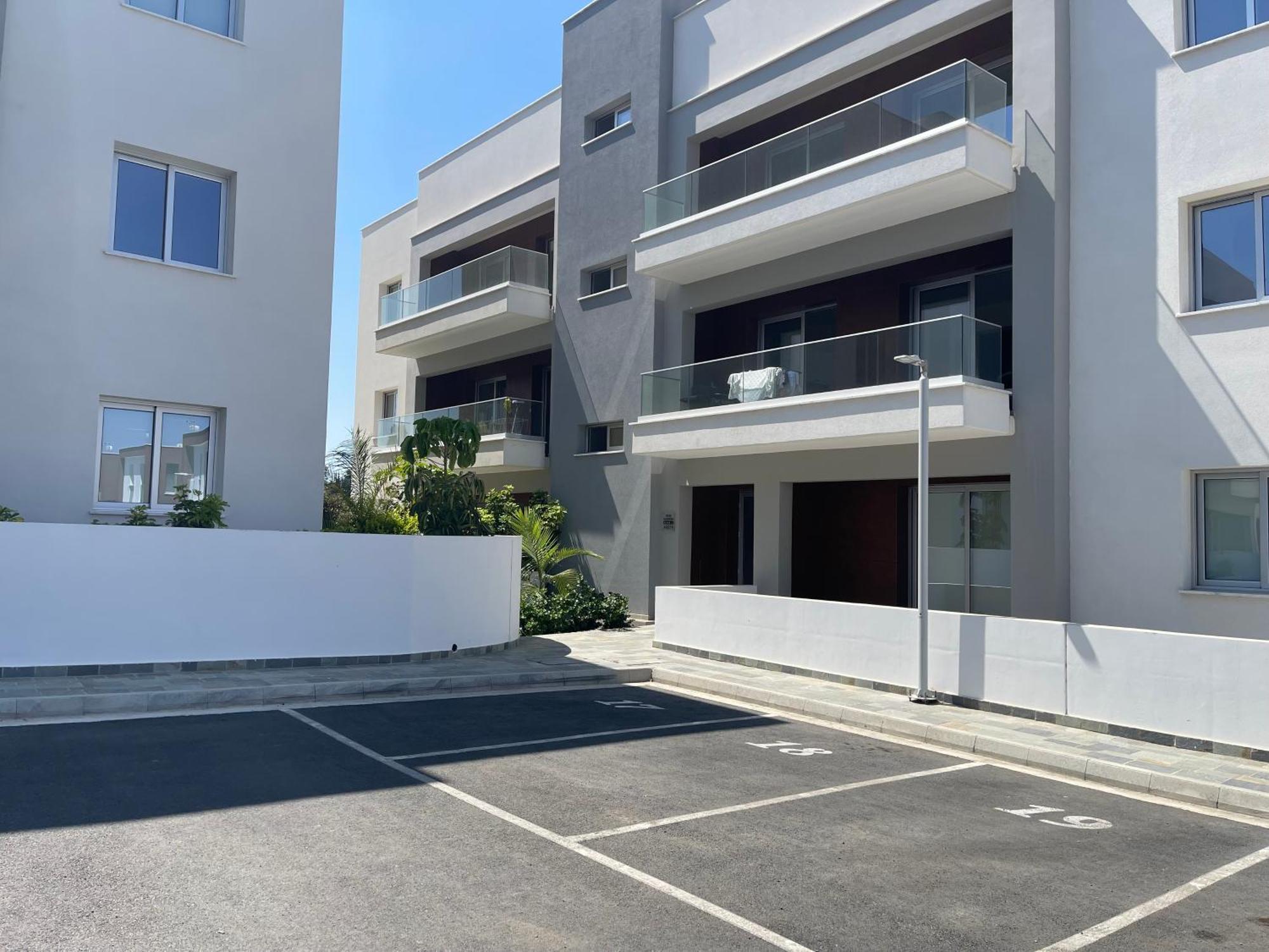 City Center Cozy Apt Paphos Exterior foto